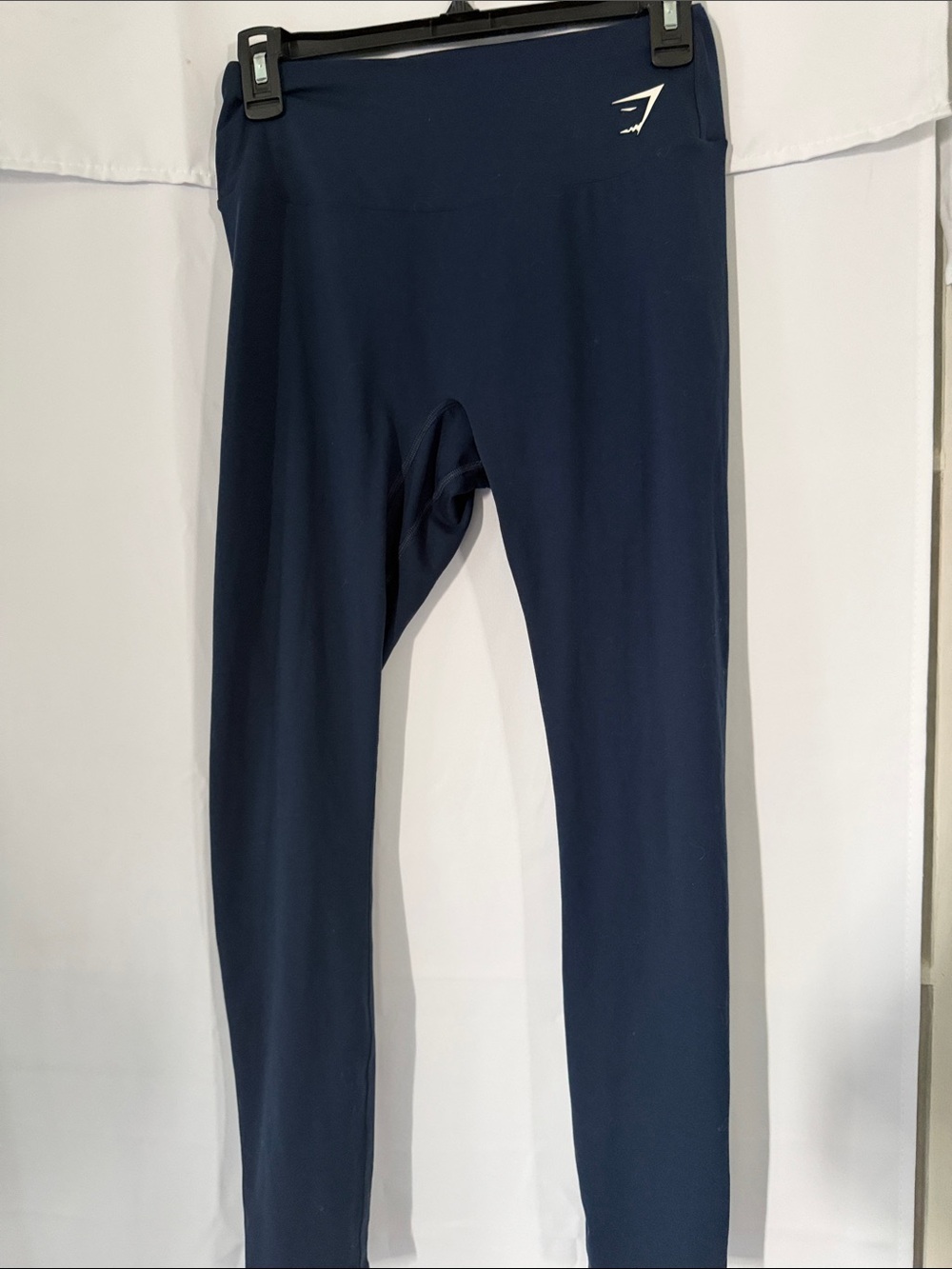 Gymshark Women’s Navy Blue Leggings - Performance Stretch Bottoms